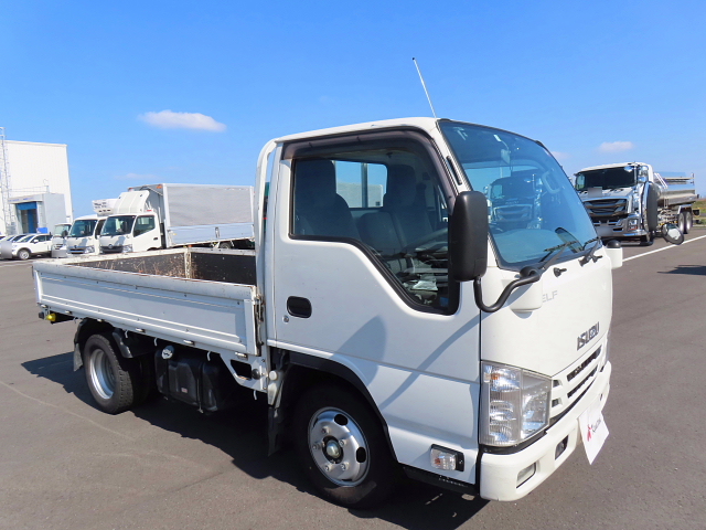 いすゞ TRG-NJR85A