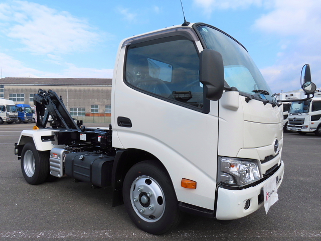 日野 2KG-XZU605M