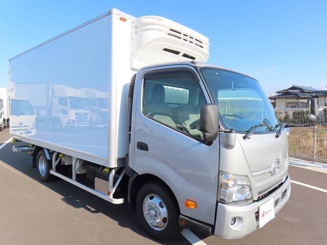 日野 TKG-XZU712M