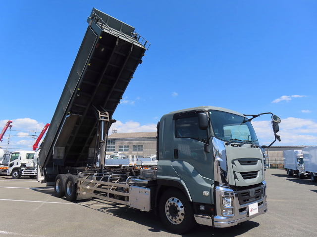 いすゞ 2PG-CYM77C