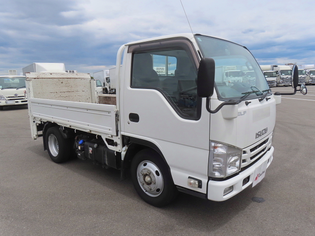 いすゞ 2RG-NKR88A